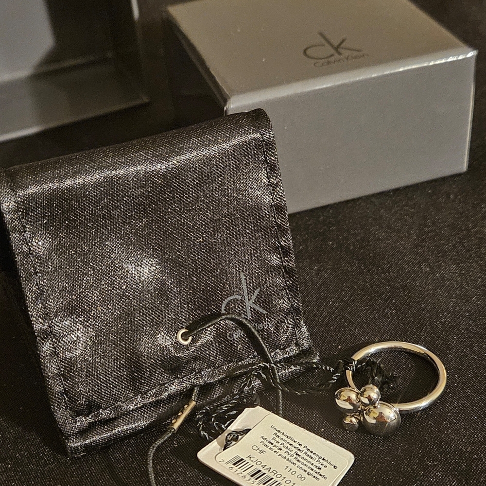 Calvin Klein Stainless Steel Fidget Ring Size 7 or 8 - Picture 5 of 5